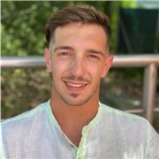 Laureato magistrale in Scienze e Tecniche avanzate dello sport offre allenamenti specifici per migliorare le performance atletiche e/o il gesto tecnico dello sport che si pratica