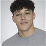 tengo bachiller y siempre e ayudado a mis hermanos pequeños con los deberes. Pienso que si tengo experiencia.