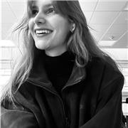 Dental student helping you master science