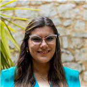 Studentessa universitaria (DAMS) offre ripetizioni di italiano per scuole elementari, medie e superiori