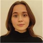 French teacher for all age groups, with experience living in France and Belgium.