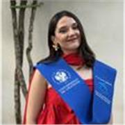 Graduada en matemáticas por la Universidad de Granada. Busco alumnos para dar clases de ESO o Bachiller 