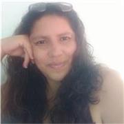 Profesora para todas las edades niños , adolescentes, adultos
