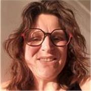 Animatrice et creatrice d'ateliers d'écriture,  propose des cours de français de la 6 ieme à  la 3 ieme