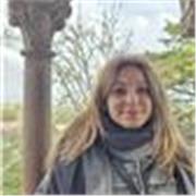 Sono una studentessa universitaria che aiuta a fare i compiti e a dare ripetizioni a bambini delle scuole elementari e superiori