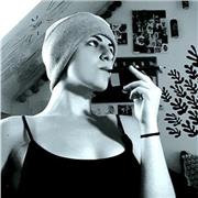 J'aimerais aider toute personne qui souhaite améliorer son niveau de dessin en lui proposant un suivant personnalisé