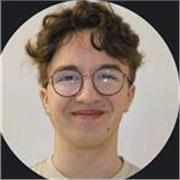 Mathe Nachhilfe vom Universitätsstudenten verständlich geduldig und effektiv.