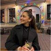 Trayectoria con el idioma por mas de 18 años, certificada trilingüe C1–C2 (DSD) ofrece clases de alemán y preparación Deutsche Sp