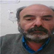 Soy Jorge, profesor de distintas materias, pero me postulo para ayudarte con el español. Aunque soy polifacetico