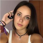 Profesora desde infantil hasta 2º Eso de todas las asignaturas. Además cuido, recojo o lo que haga falta