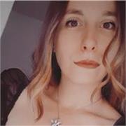 Ragazza madrelingua italiana offre lezioni di italiano