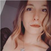 Ragazza madrelingua italiana offre lezioni di italiano