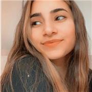 Privater Online-Deutschunterricht mit leidenschaftlicher Literatur-Expertin.