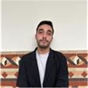 Graduado en derecho y ciencias políticas, actualmente cursando máster de acceso a la abogacía y la procura
