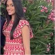Profesora de inglés , para niños de la ESO , primaria y bachillerato . Soy una chica de 18 años ,amable y responsable (islantilla)