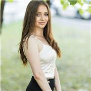 Soy Ștefania; 21 años.
*Facultad de Lenguas y Lit. Extranjeras
Me gustaría apoyar con el inglés a los alumnos que lo necesiten