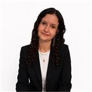 Soy una estudiante de primer grado de psicología. Me gustaría dar clases a niños de primaria de Inglés o de biología.
