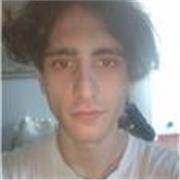 Sono un laureando in Filosofia alla Triennale all’Università degli Studi di Firenze