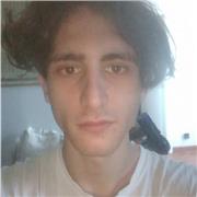 Sono un laureando in Filosofia alla Triennale all’Università degli Studi di Firenze