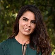 Licenciada en Periodismo, con experencia en clases de Español y Literatura, Grámatica y Comunicación Social