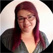 Profesora titulada, amplia experiencia en Marketing y comunicación. Licenciada en Historia, conocimientos en Arte, Lengua y Geogra