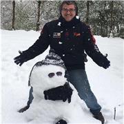 Sou professor mestrado em matemática e física pela USP