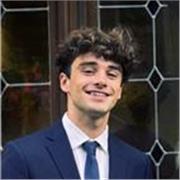 Étudiant ESSEC donne cours particuliers toutes matières jusqu’au bac, spécialité maths. 