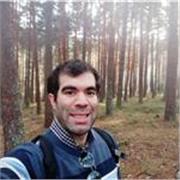 Experto en turismo y negocios pequeños. Con habilidades para impartir cursos tanto en inglés como en español.
