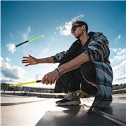 Schlagzeuglehrer für Kinder aller Altersgruppen möchte Dich für die Musik begeistern.