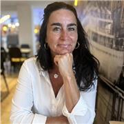 I am a qualified psychotherapist, educator, and coach with extensive experience supporting personal growth, emotional wellbeing,