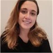 Clases de canto y canto consciente, trabajando técnica, respiración y expresión para desarrollar una voz libre, sana y auténtica