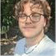 Sono uno studente di 24 anni, studio biologia al terzo anno e aiuto i ragazzi nello svolgere compiti, preparare verifiche o esami.