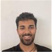 Mi piace creare un ambiente sereno e motivante dove l'apprendimento diventa un' esperienza positiva e divertente.
