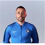 Entrenador personal: Especialista en artes marciales, taekwondo, boxeo, kick boxing