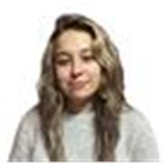Estudiante de magisterio, especializada en materias como matemáticas 