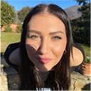 Ciao! sono jessica una ragazza di 25 anni, se ti serve aiuto per qualche compito non esitare a scrivermi insieme c’è la faremo!
