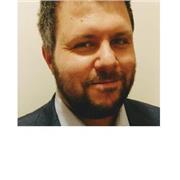 Sono un laureato in pedagogia ed ho avuto esperienze nelle scuole medie e superiori come aiuto compiti e laboratori sul metodo di studio.