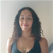 Étudiante en L1 de psychologie, propose des cours particuliers aux élèves de primaire/collège/lycée dans toutes les matières