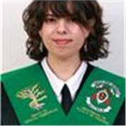 Graduada en Ciencias Ambientales y estudiando máster de profesorado, imparte clases de forma online o presencial