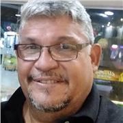 El profesor te asesora durante el desarrollo de tu tesis de grado o trabajo de investigación