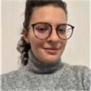Laureata Magistrale in Management e Governance. Praticante Commercialista