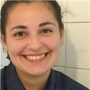 Studentessa di Scienze Biologiche, diplomata 100/100 al liceo classico, offre ripetizioni per ragazzi delle medie e superiori
