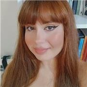 Laureanda in lettere impartisce lezioni di italiano, storia, geografia