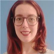 Tutor scolastico offre un aiuto compiti per le materie di italiano, storia, letteratura per la secondaria di primo e secondo grado