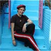 Graduanda em Matemática pela UFPR, docente apaixonada por ensino interdisciplinar e acessível