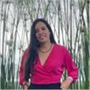 Contadora de profesion, imparte clases de Matematicas, Administración