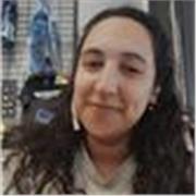 Alegre persona con entusiasmo y vocación para trabajar con niños, para compartir conocimientos de mi segunda lengua inglés. 