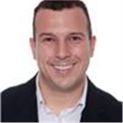 Soy Licenciado en Economía y tengo el Máster de Profesorado.