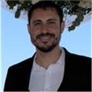 Clases online con doctor con 6 títulos universitarios (Sociales, Comunicación, Políticas, Derecho, Filosofía...)