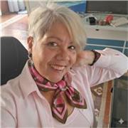 Profesora titulada en Biología, con más de 15 años de experiencia